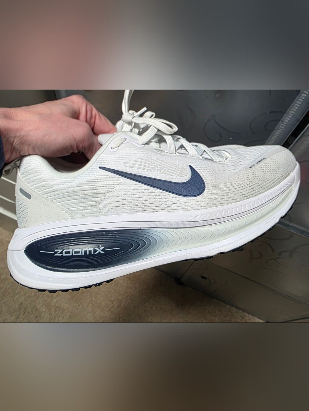 Nike Vomero Zoomx Running Shoe with Navy Swoosh Size 7.5